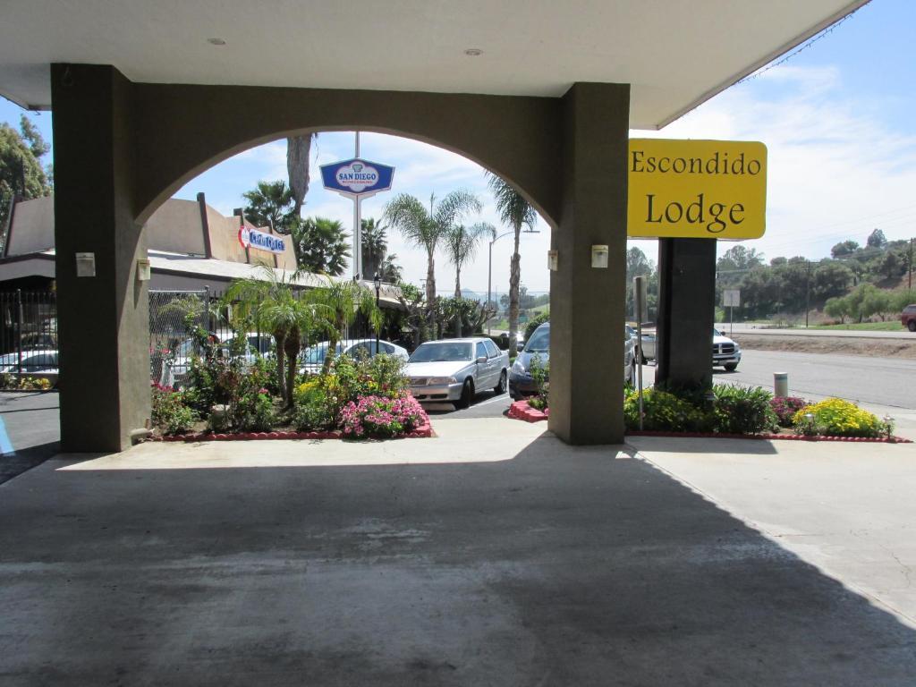 Escondido Lodge Exterior photo